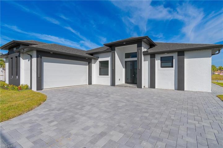 831 NE 11TH  TER, Cape Coral, FL 33909