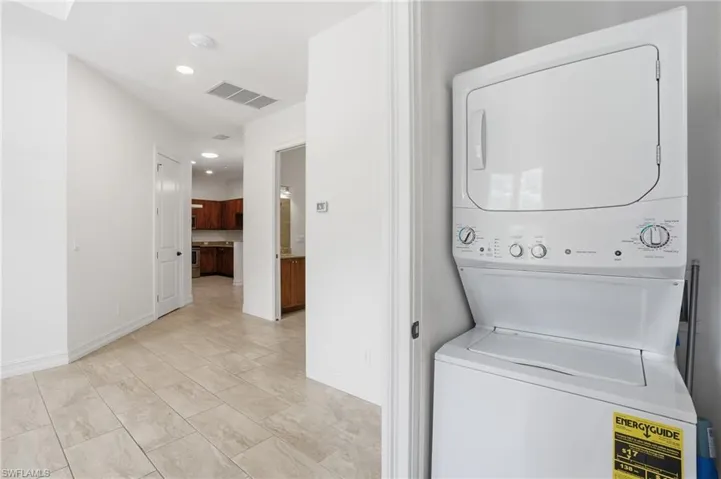 1311 Jaybird Way, Naples, Florida 34105