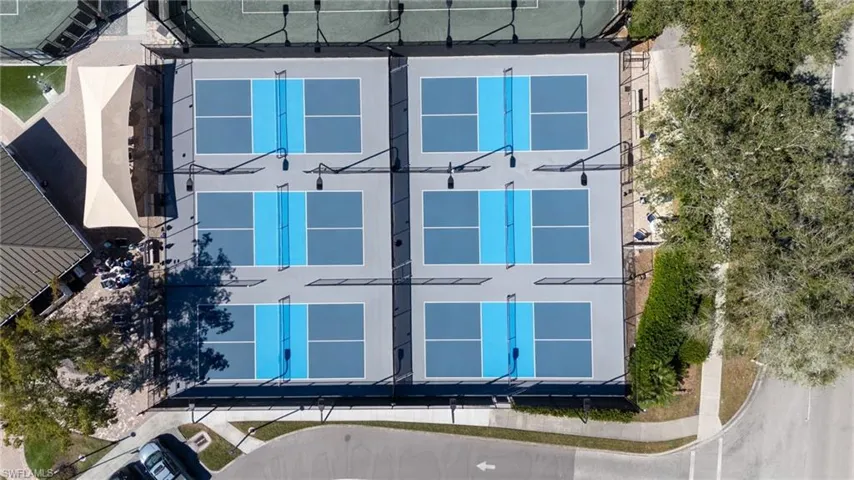 6 Pickleball Courts