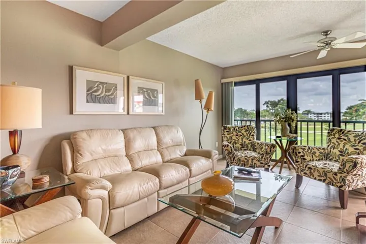 7406  Lake Breeze  DR, Fort Myers, FL 33907