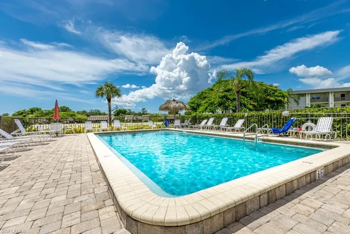 7406  Lake Breeze  DR, Fort Myers, FL 33907