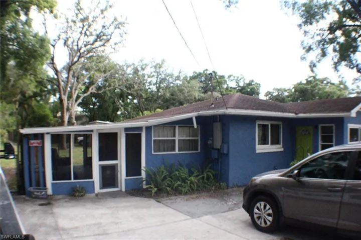 1608 W Knollwood  ST, Tampa, FL 33604