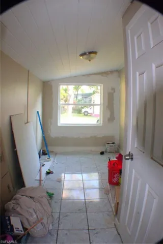3rd bedroom/mother in law opportunity!