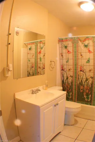 1608 W Knollwood  ST, Tampa, FL 33604