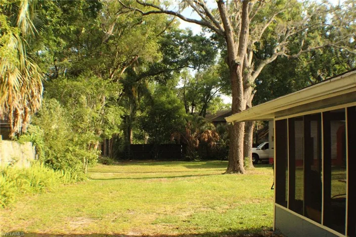 1608 W Knollwood  ST, Tampa, FL 33604