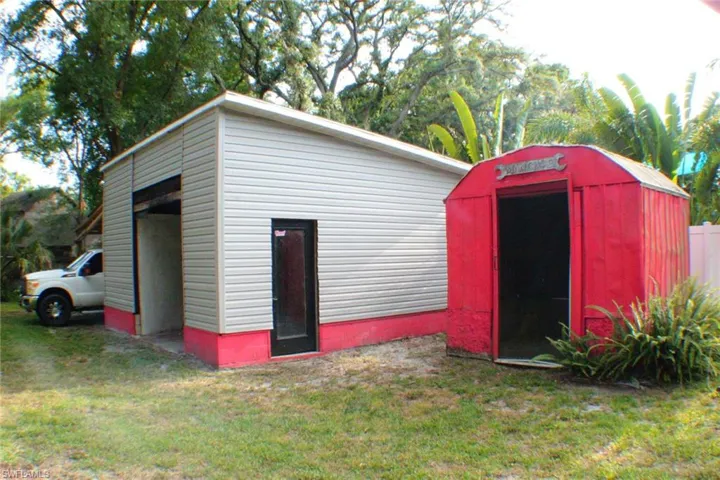 1608 W Knollwood  ST, Tampa, FL 33604
