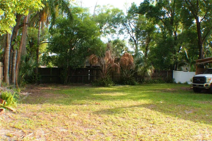 1608 W Knollwood  ST, Tampa, FL 33604