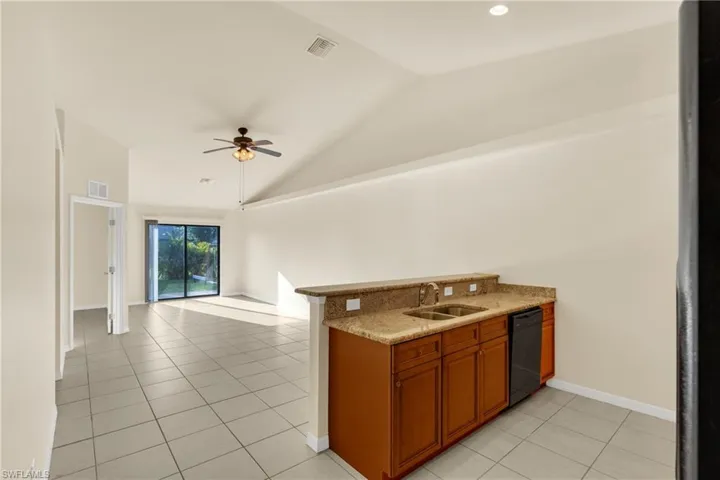 4623 Sw 7th Pl, Cape Coral, Florida 33914