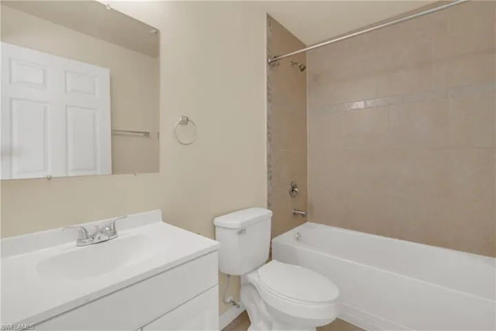 4623 Sw 7th Pl, Cape Coral, Florida 33914
