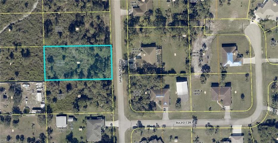 811 Thompson AVE, LEHIGH ACRES FL 33972