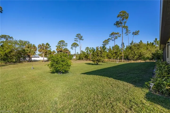 711 Henry Ave, Lehigh Acres Fl 33972