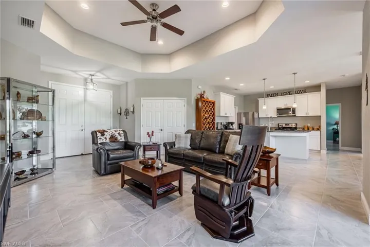 711 Henry Ave, Lehigh Acres Fl 33972