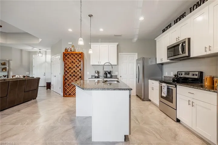 711 Henry Ave, Lehigh Acres Fl 33972