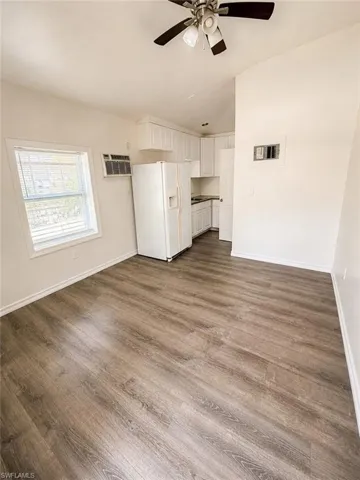 1189 N Tamiami Trl, North Fort Myers, Florida 33903