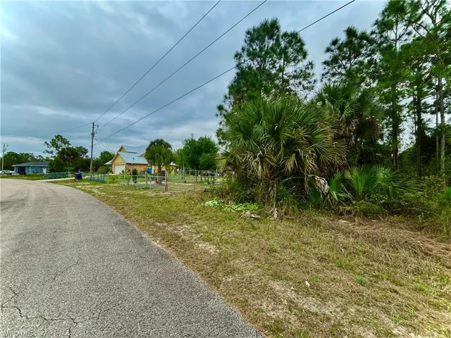 313 Selkirk Ave, Lehigh Acres, Florida 33974