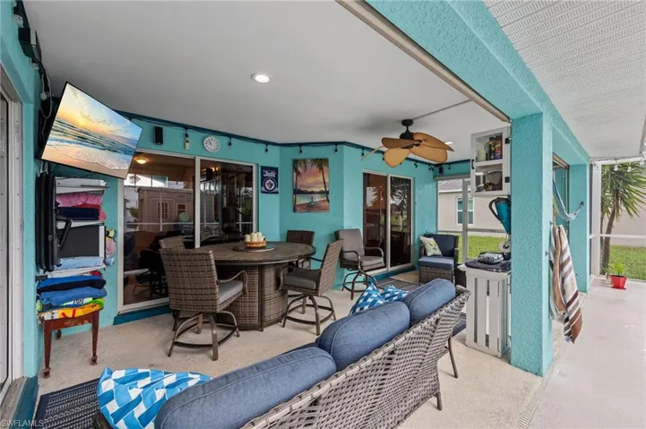 Under-Truss Lanai