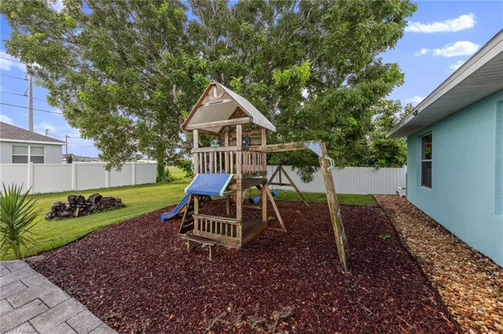 Backyard Mulched Playground