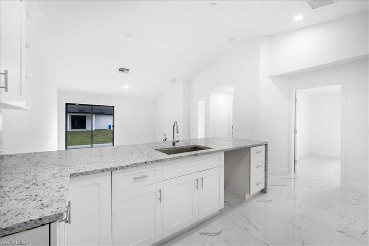 1910  RICHMOND N AVE, LEHIGH ACRES, FL 33972