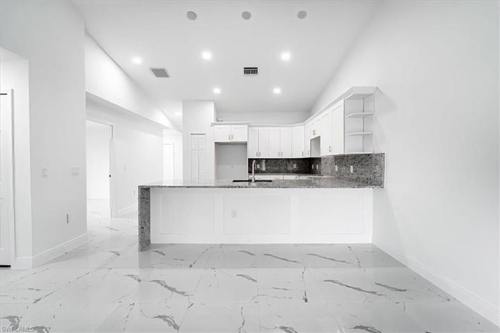 1910  RICHMOND N AVE, LEHIGH ACRES, FL 33972