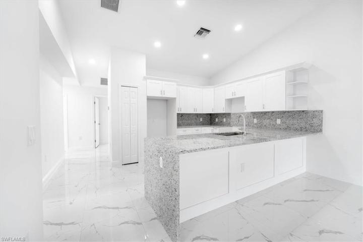 1910  RICHMOND N AVE, LEHIGH ACRES, FL 33972