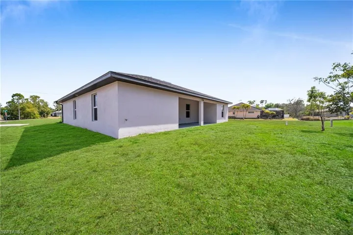 4326 Ne 24th Pl, Cape Coral, Florida 33909