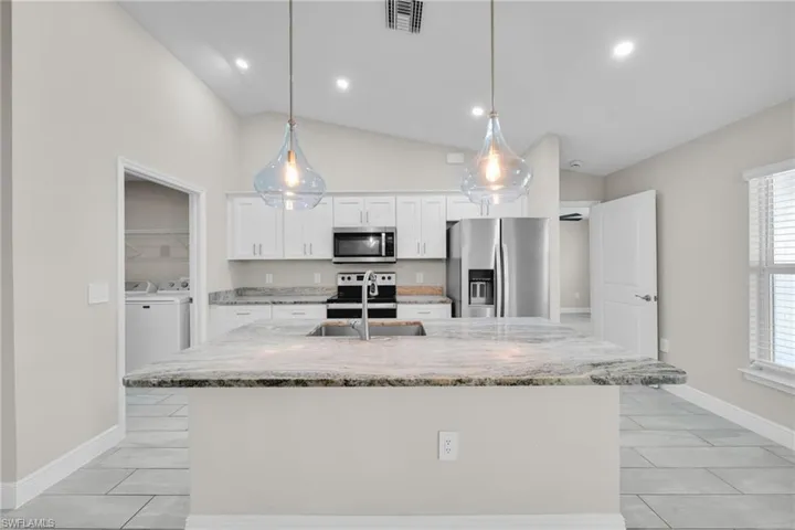 4326 Ne 24th Pl, Cape Coral, Florida 33909