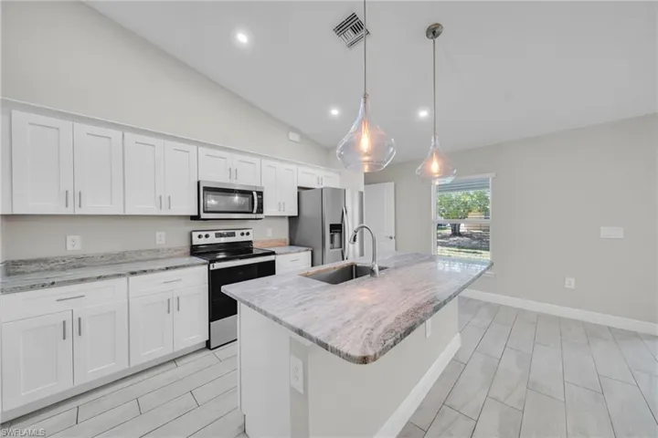 4326 Ne 24th Pl, Cape Coral, Florida 33909