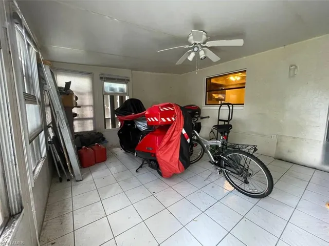1422 Sw 50th St 67, Cape Coral, Florida 33914