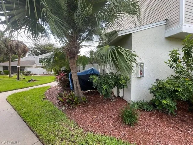1422 Sw 50th St 67, Cape Coral, Florida 33914