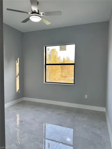 Bedroom with ceiling fan