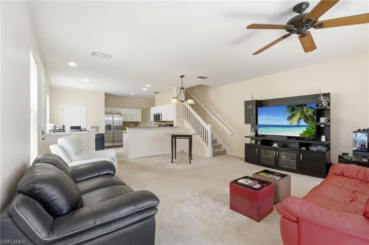 1148 Oxford Ln, Naples, Florida 34105