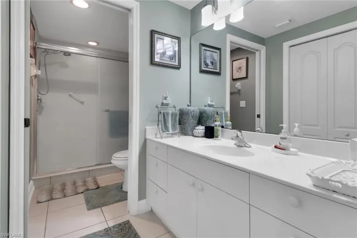 7823 Regal Heron Cir 105, Naples, Florida 34104