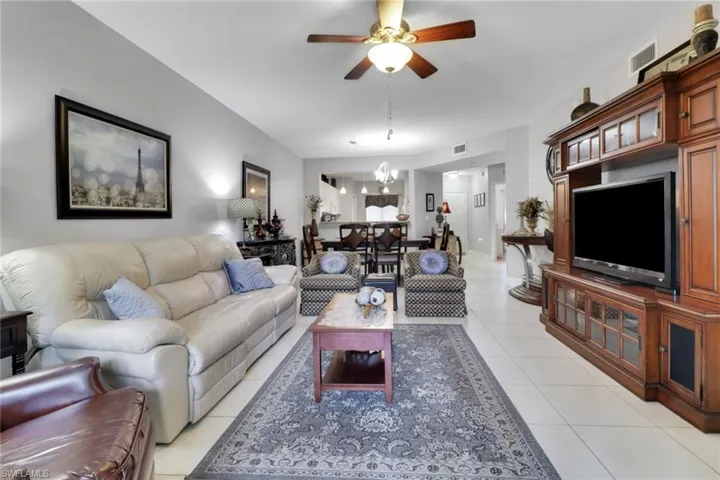 7823 Regal Heron Cir 105, Naples, Florida 34104