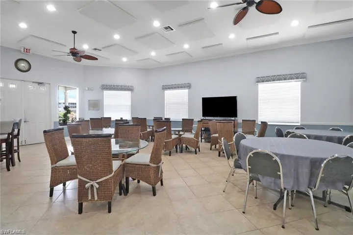 7823 Regal Heron Cir 105, Naples, Florida 34104