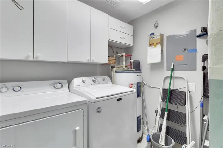 7823 Regal Heron Cir 105, Naples, Florida 34104