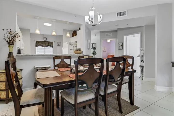 7823 Regal Heron Cir 105, Naples, Florida 34104