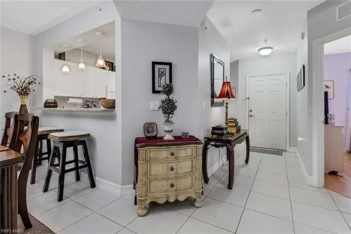 7823 Regal Heron Cir 105, Naples, Florida 34104