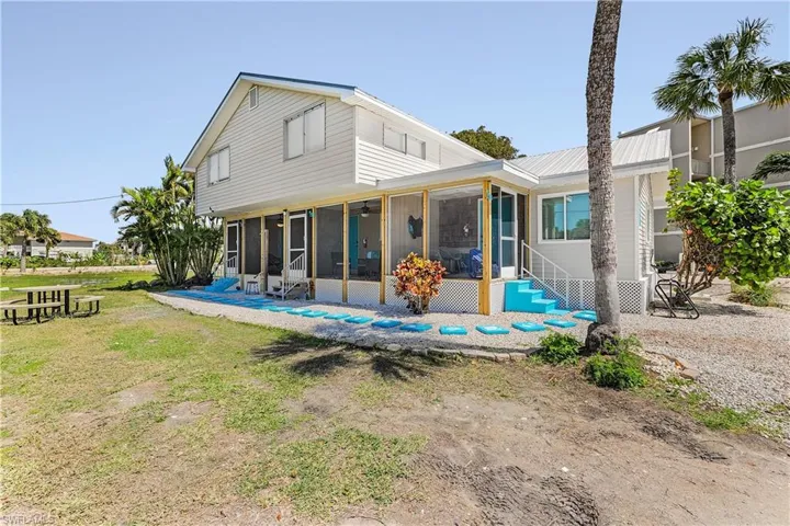 610  Donax  ST, Sanibel, FL 33957