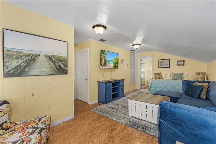 610  Donax  ST, Sanibel, FL 33957