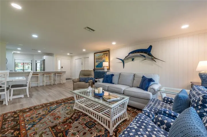 203 Courtside Dr # B103, Naples, Florida 34105
