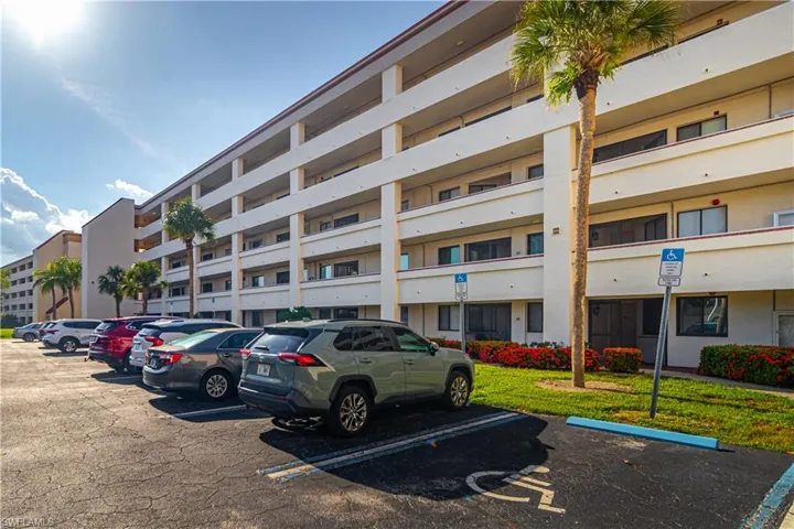 7410 Lake Breeze Dr 203, Fort Myers, Florida 33907