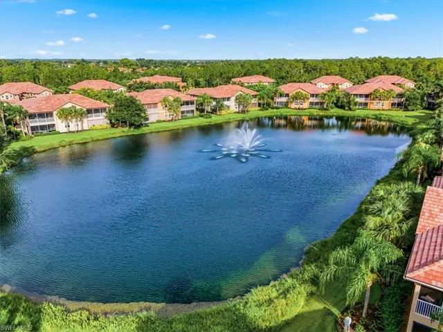6622 Alden Woods Cir 101, Naples, Florida 34113