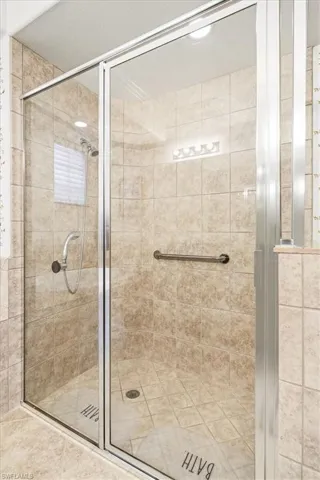 6622 Alden Woods Cir 101, Naples, Florida 34113