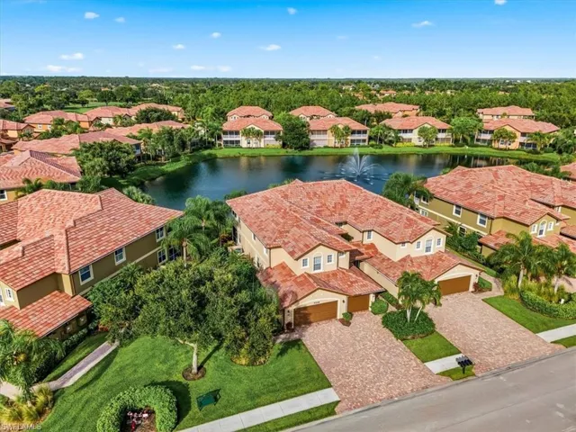 6622 Alden Woods Cir 101, Naples, Florida 34113