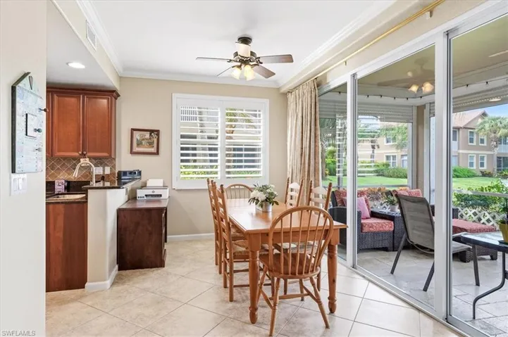 6622 Alden Woods Cir 101, Naples, Florida 34113