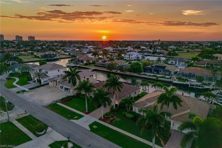 1036 Admiralty Ct, Marco Island, Florida 34145