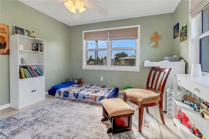 Bedroom with ceiling fan