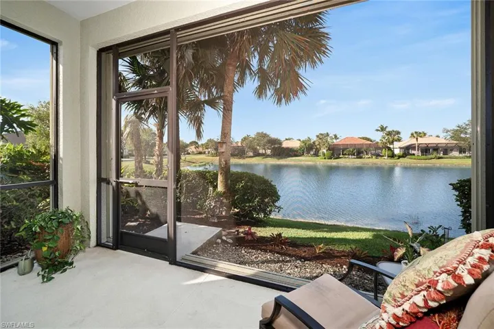 15949  Paseo  LN, Naples, FL 34110
