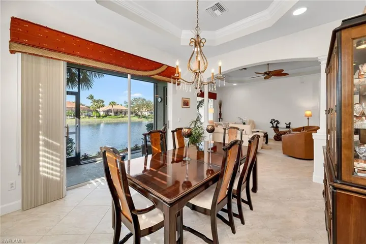 15949  Paseo  LN, Naples, FL 34110