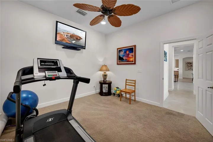 15949  Paseo  LN, Naples, FL 34110